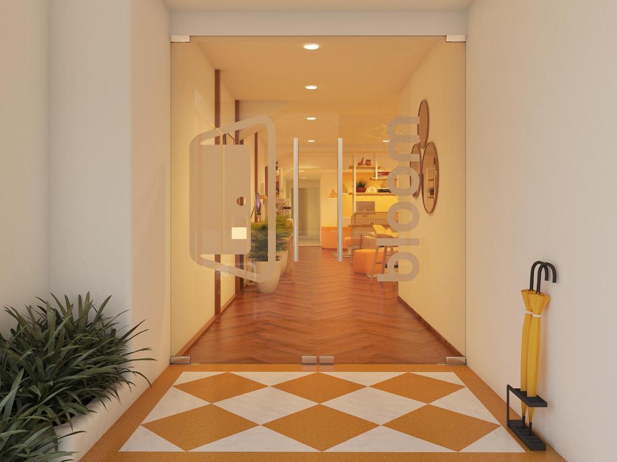 Bloom Hotel - Juhu Mumbai  Buitenkant foto