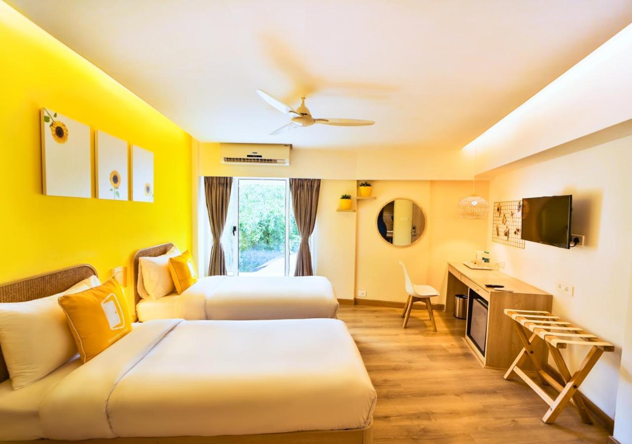 Bloom Hotel - Juhu Mumbai  Buitenkant foto