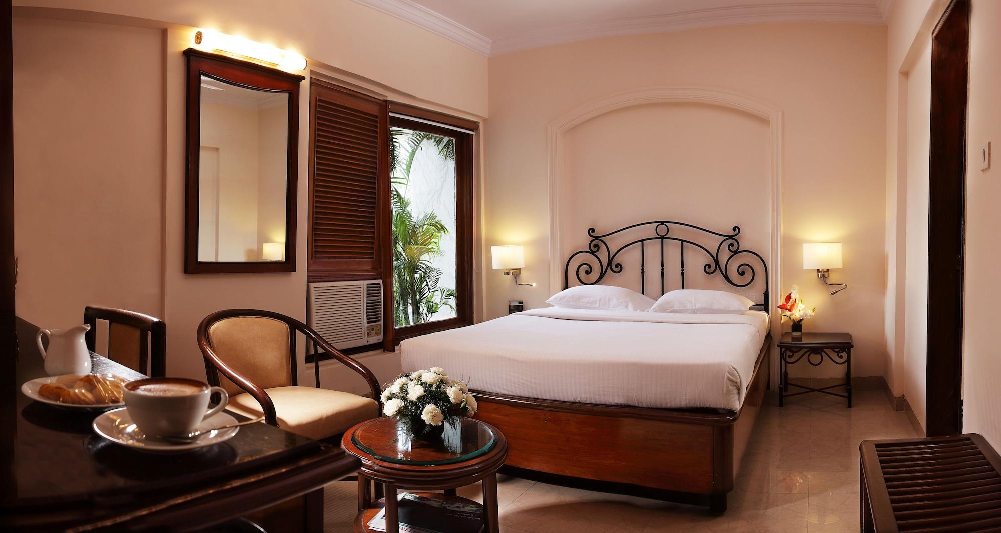 Bloom Hotel - Juhu Mumbai  Buitenkant foto