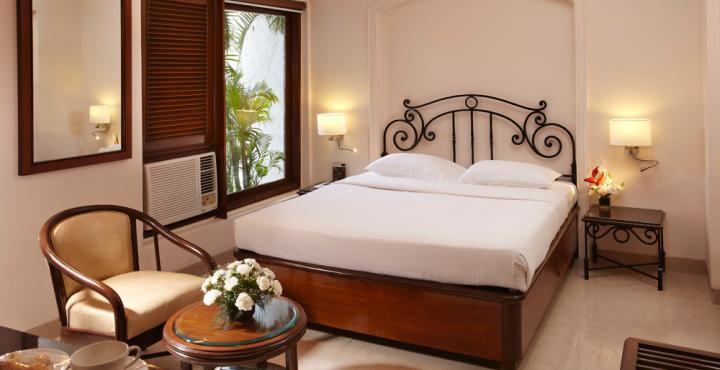 Bloom Hotel - Juhu Mumbai  Buitenkant foto